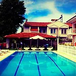 Aparthotel Sehzade 3*